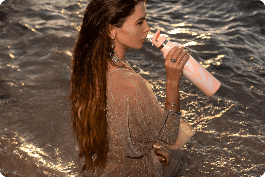 The secret to radiant skin: how premium water bottles help with hydration