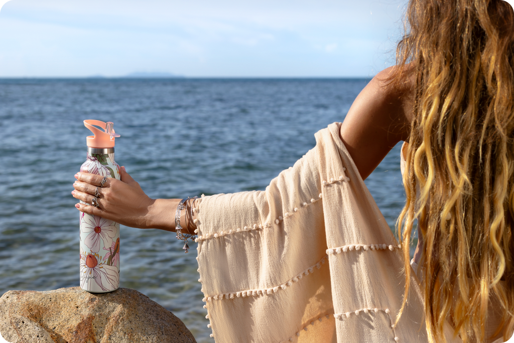 Reset your mind with the best yoga water bottle for mindful hydration